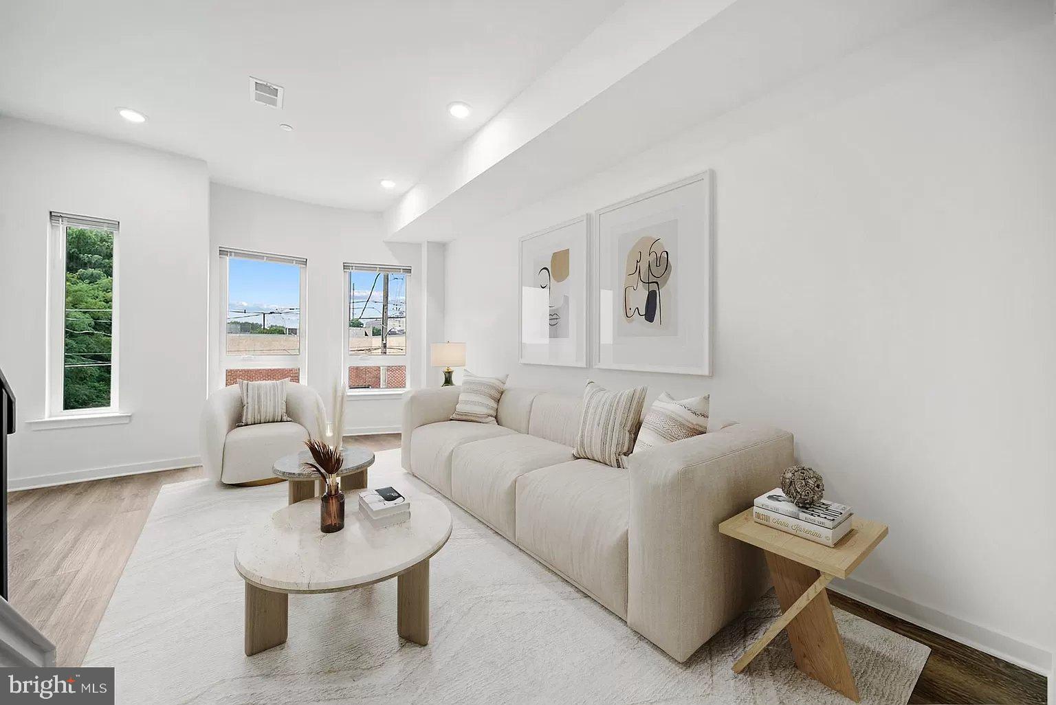 1309 W CLEARFIELD ST #B