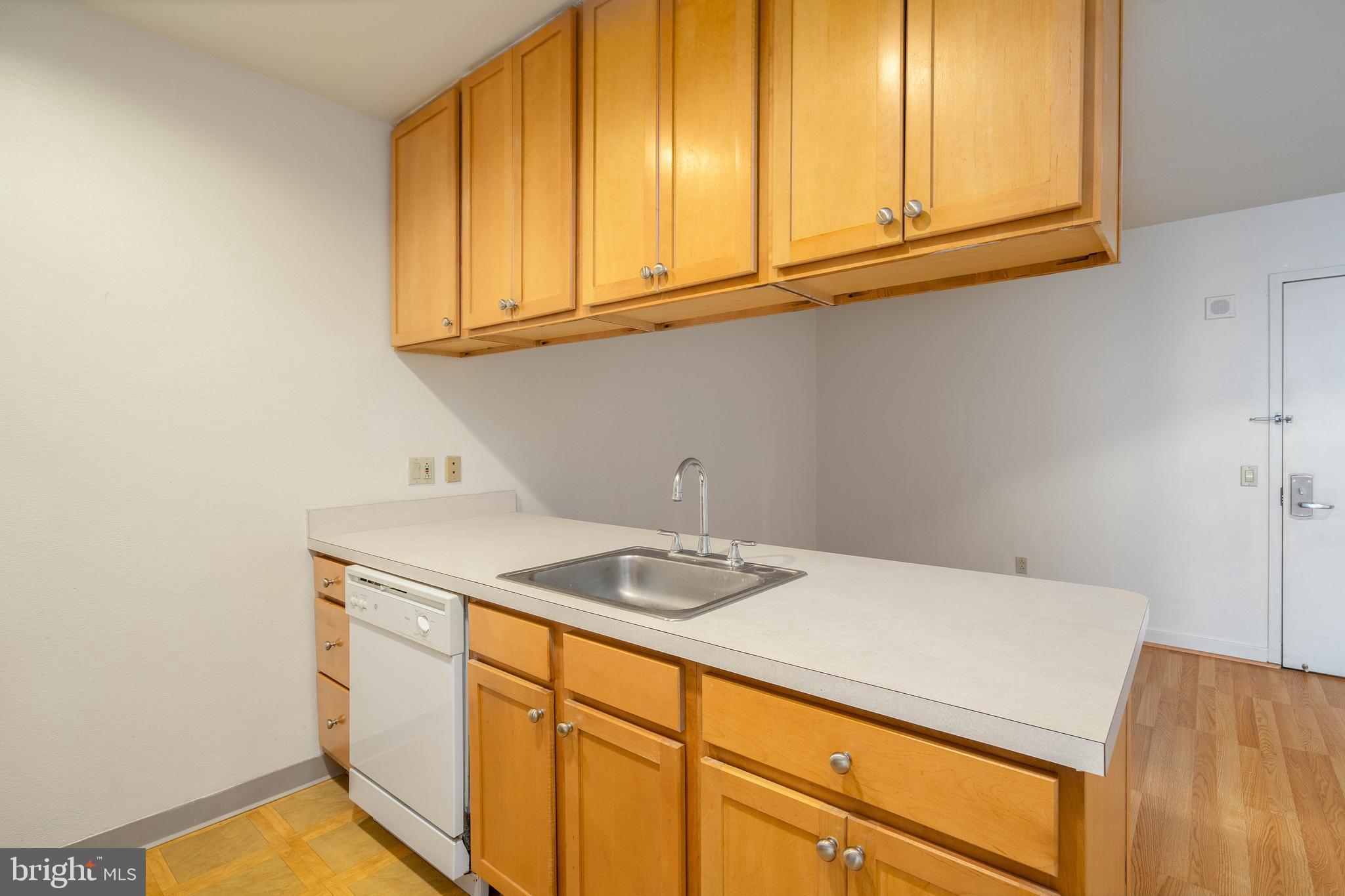 1100 Vine St #415