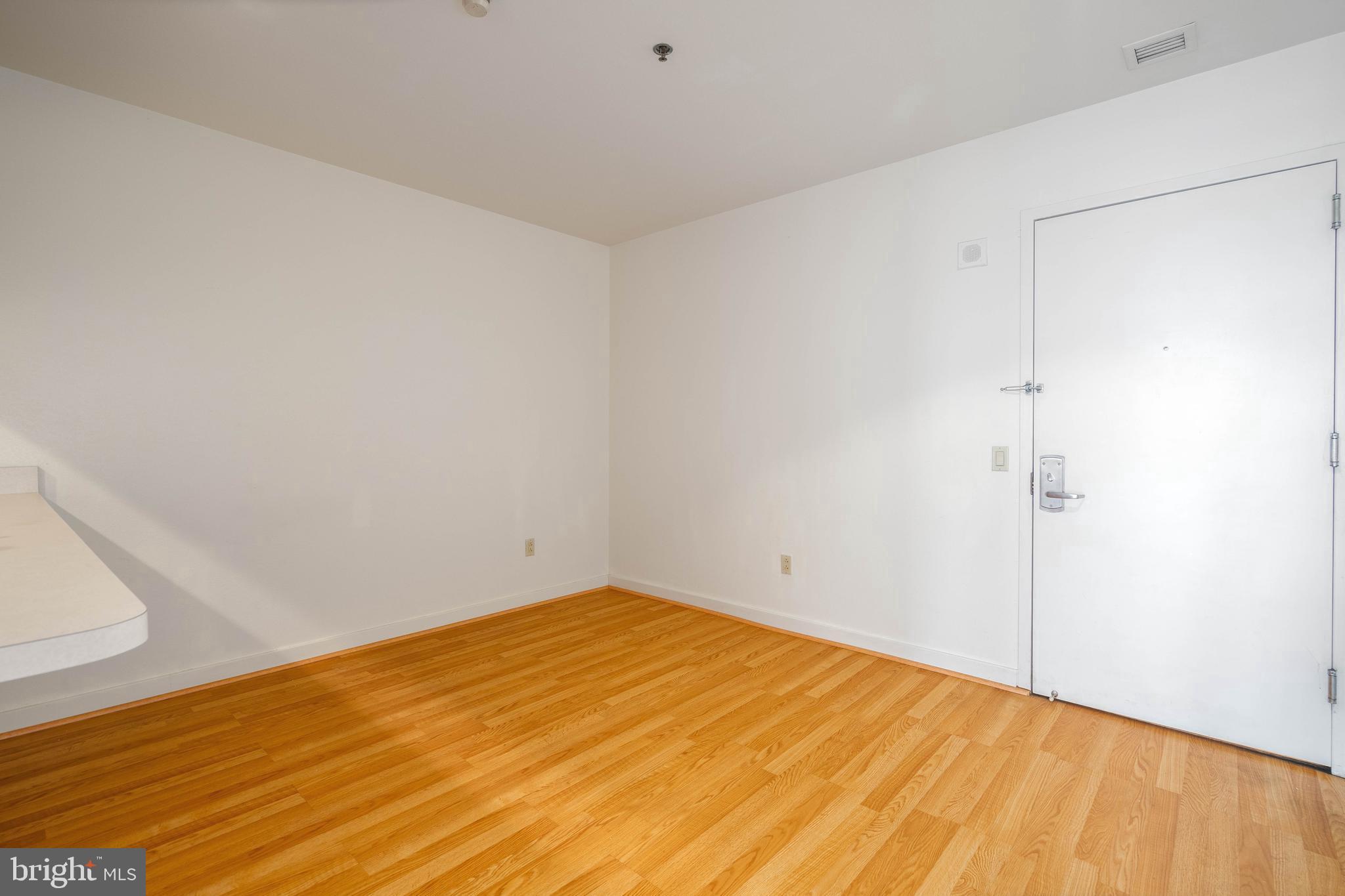 1100 Vine St #415
