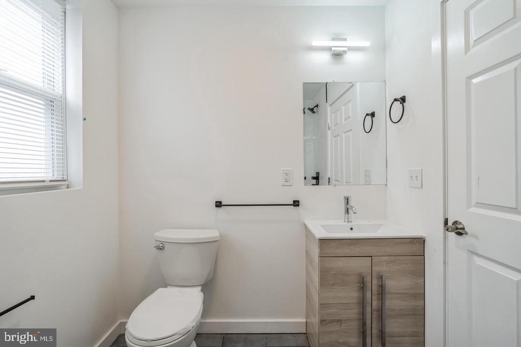 407 S 42ND ST #1F