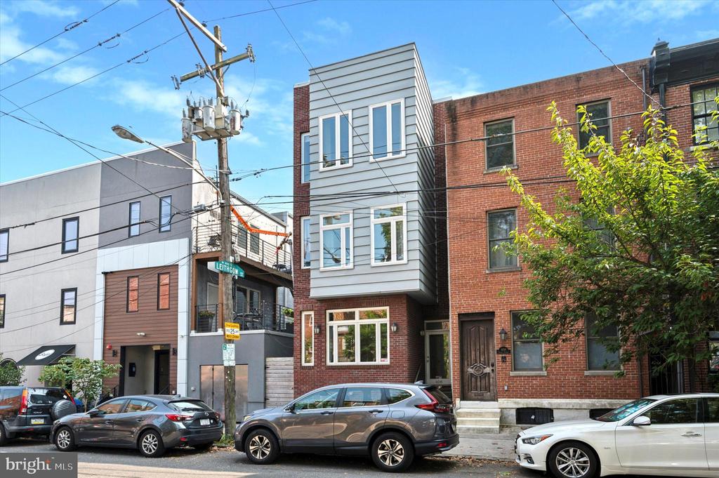 406 Queen St #B