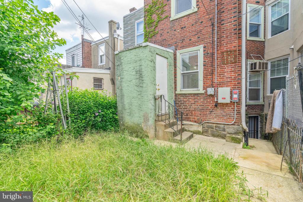 6145 Haverford Ave