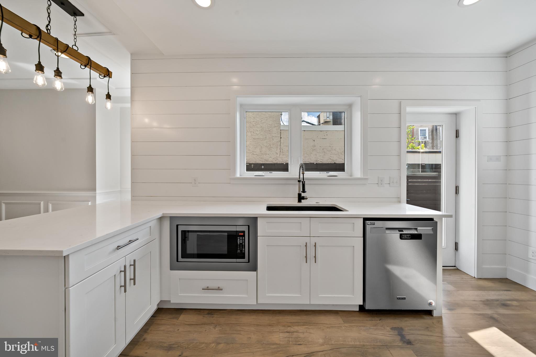 1412 E Susquehanna Ave