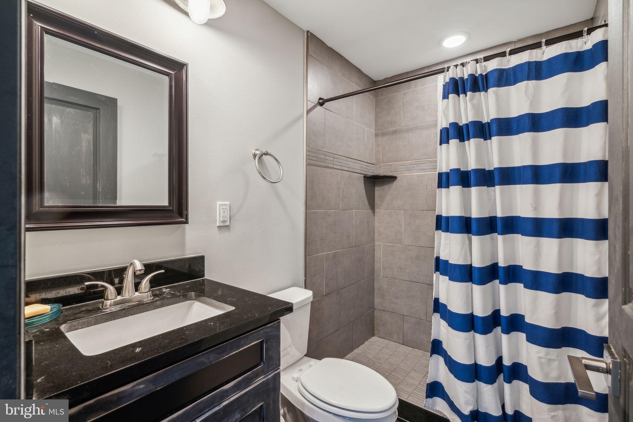 1444 N MYRTLEWOOD ST