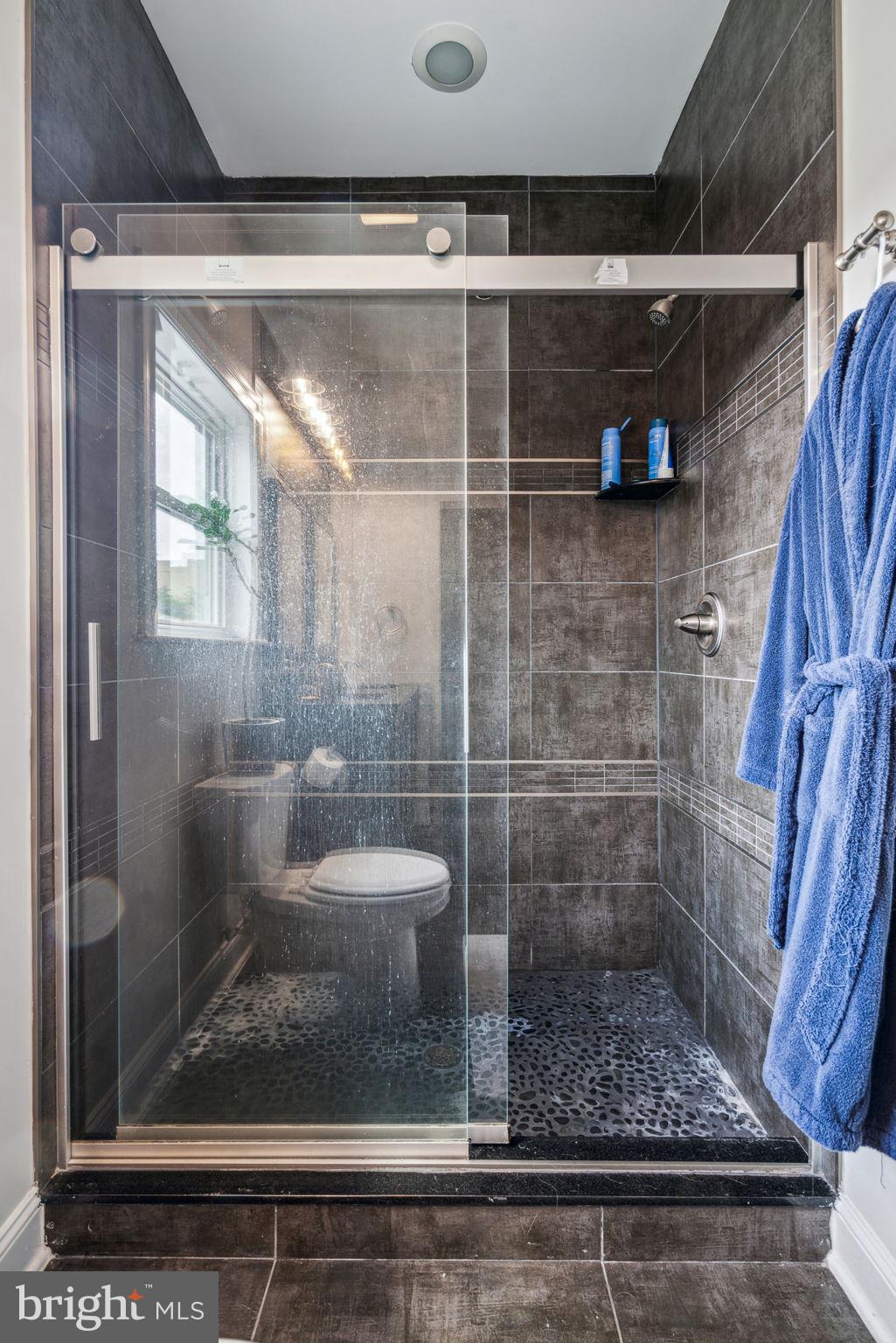 1444 N MYRTLEWOOD ST