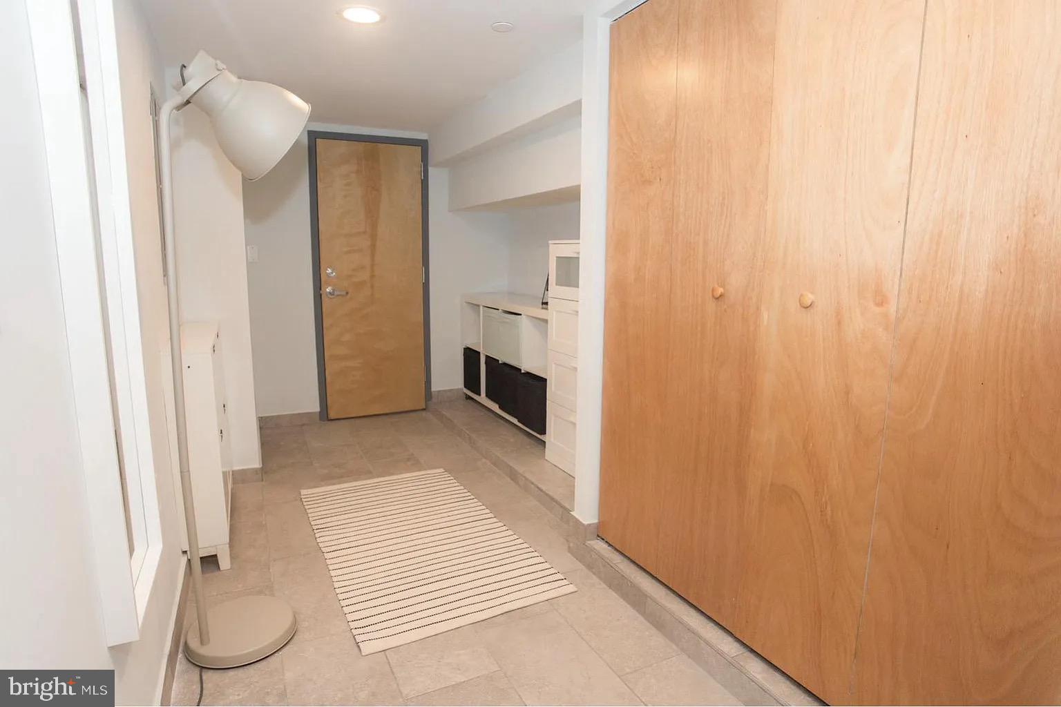 2016 LOCUST ST #1ST FLOOR