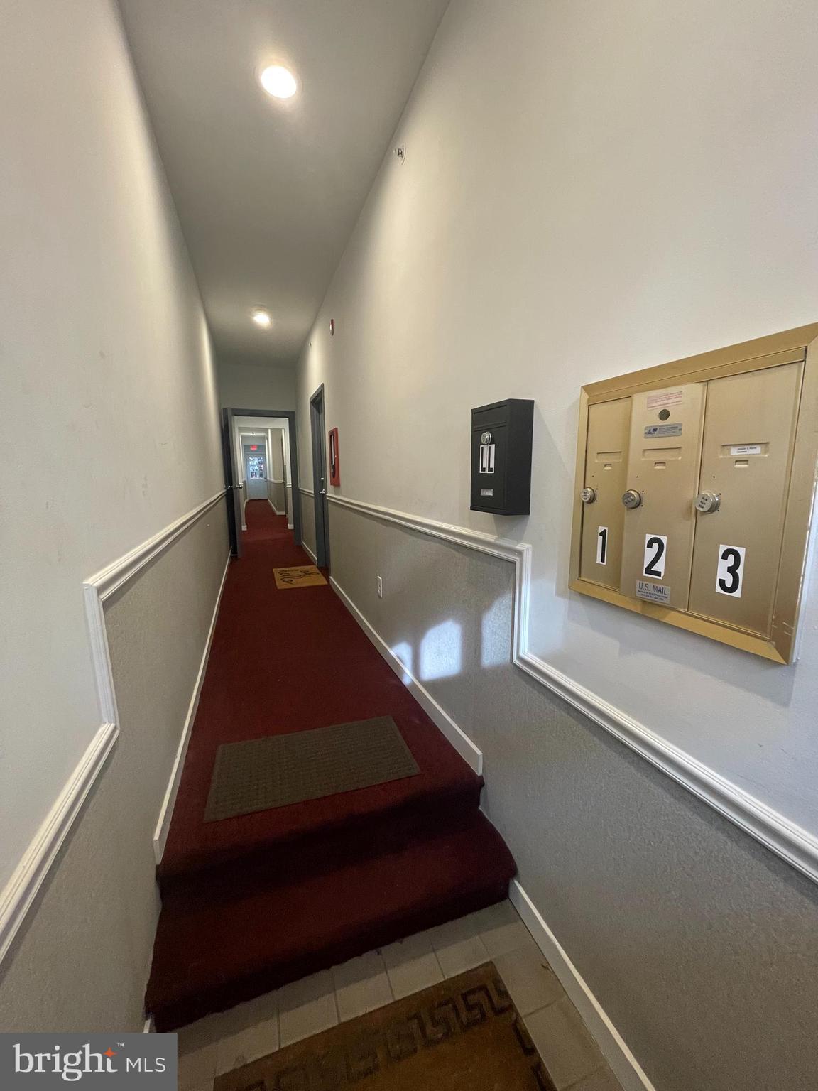 2016 LOCUST ST #1ST FLOOR