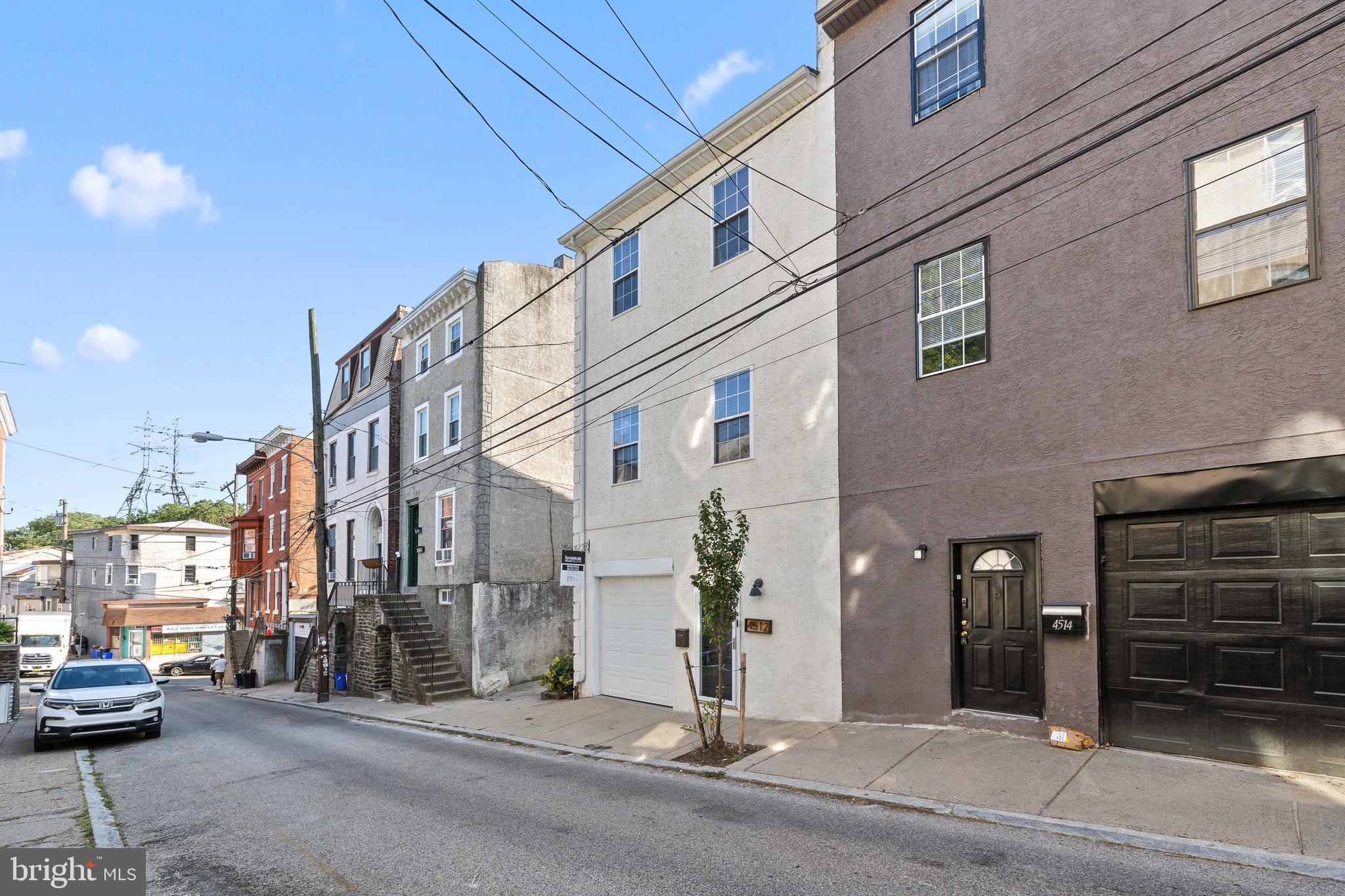 4512 Baker St