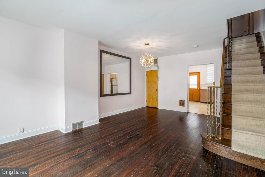 1947 Fitzgerald St