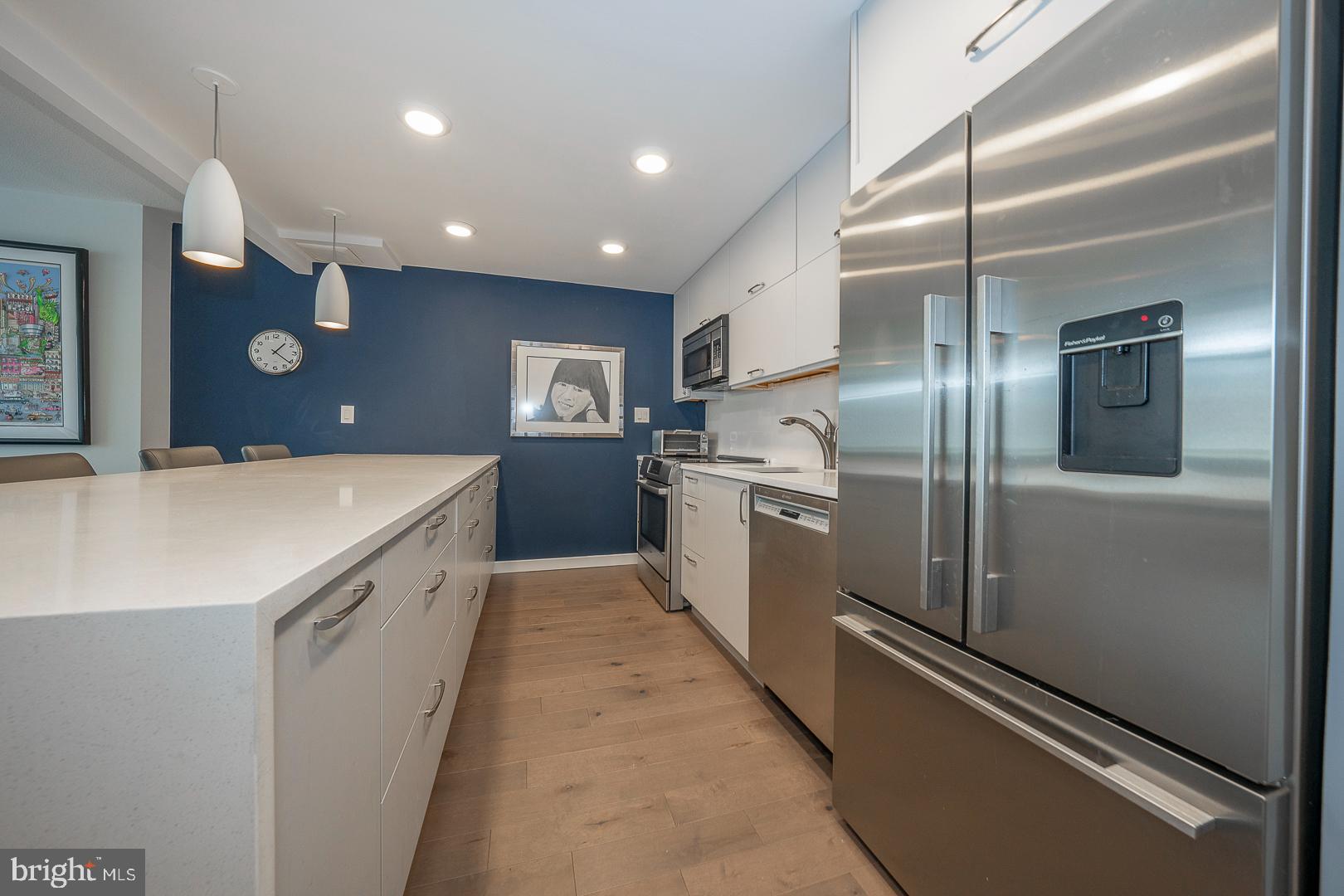 1919 Chestnut St #1015