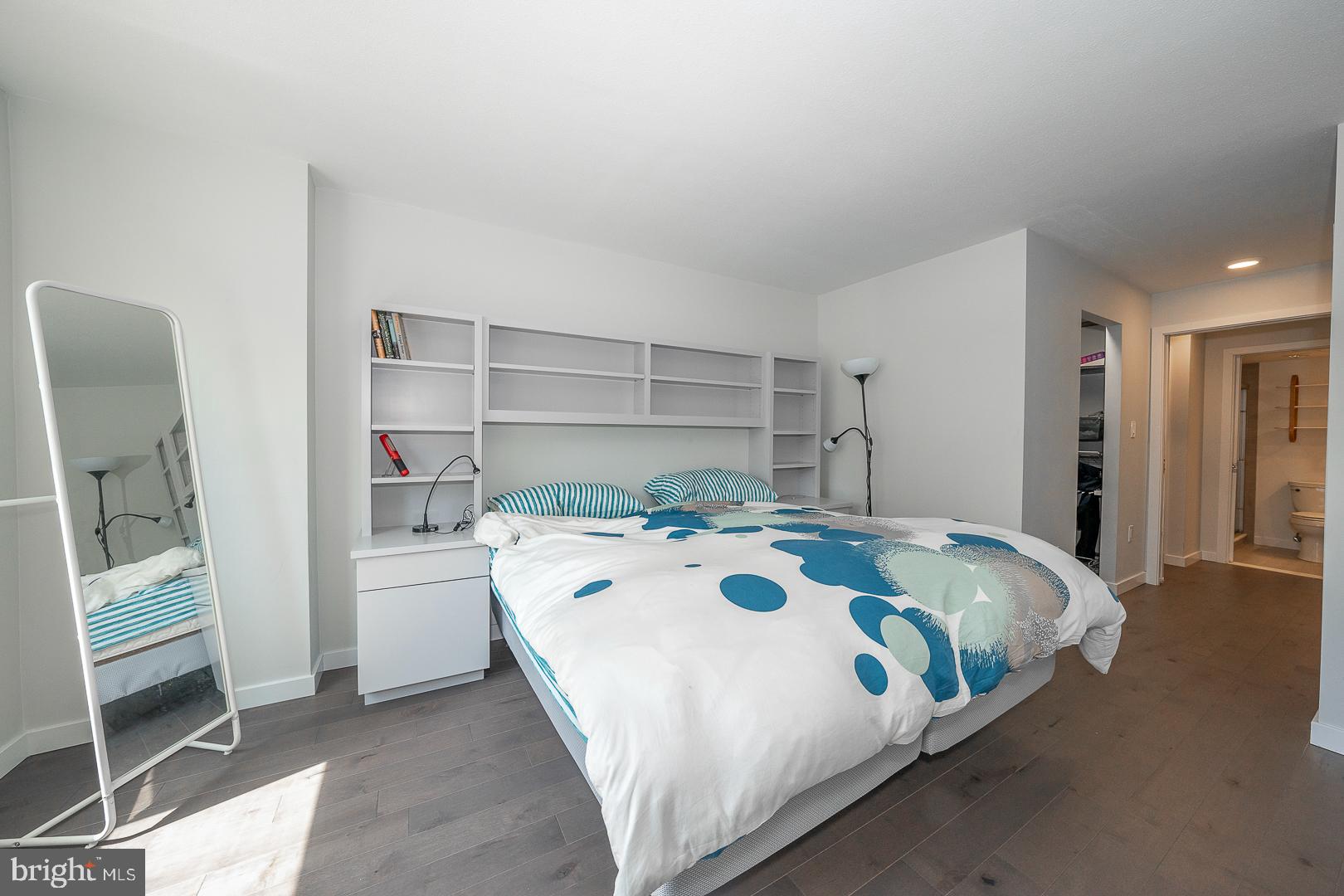 1919 Chestnut St #1015