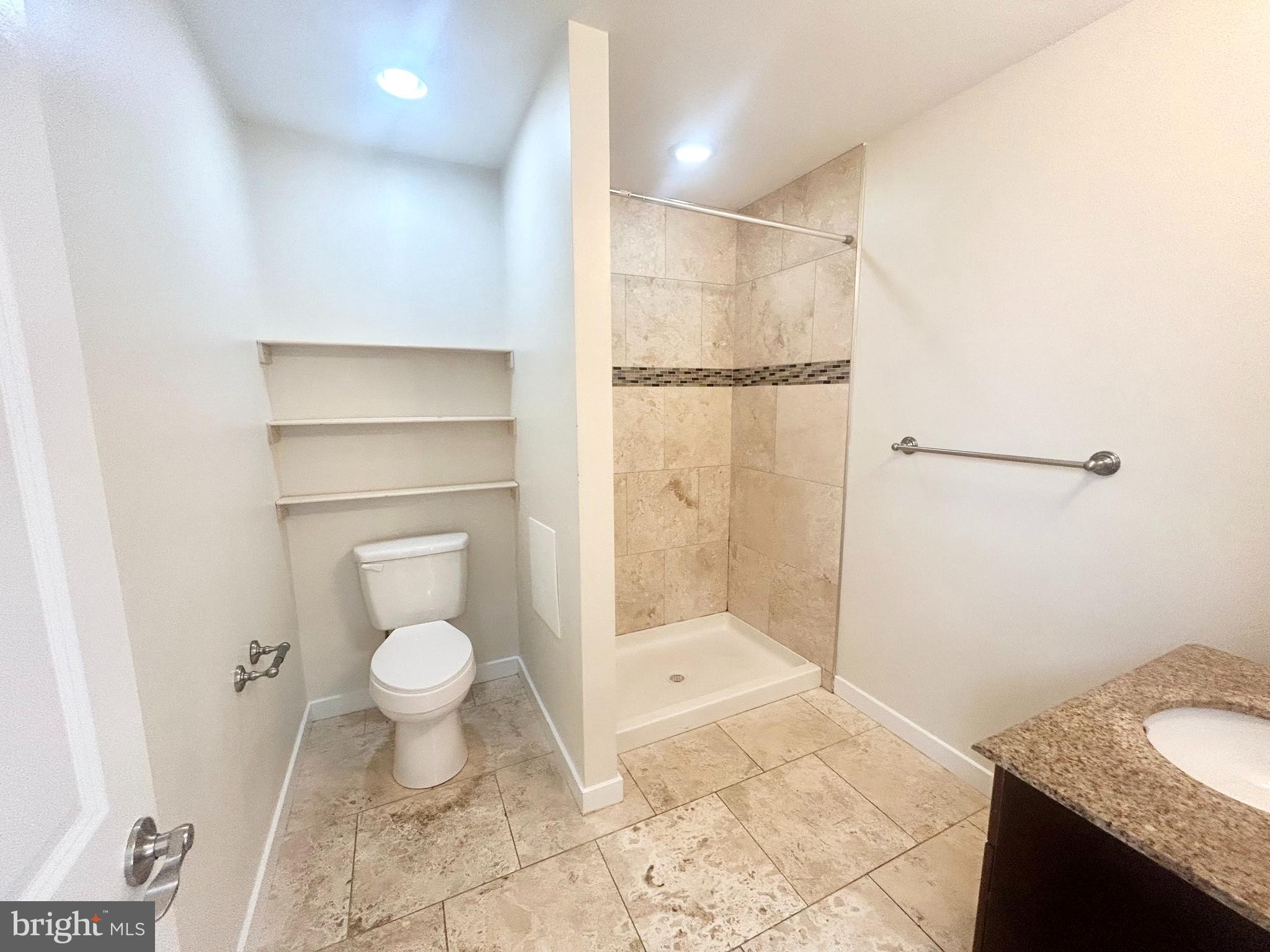 2631 W GIRARD AVE #C