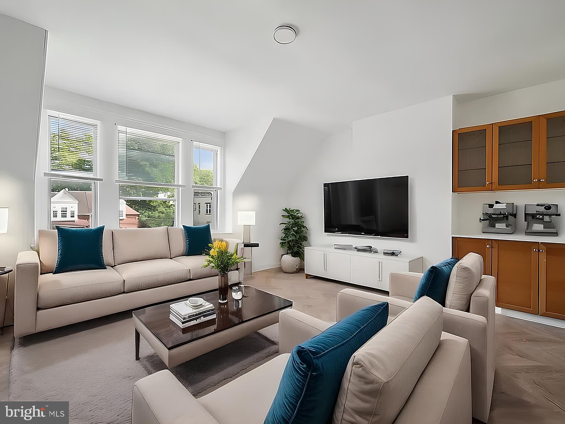 4815 CHESTER AVE #2A