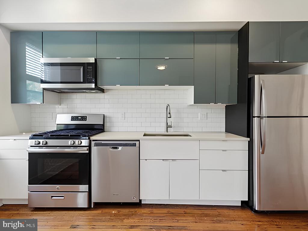 4815 CHESTER AVE #2A