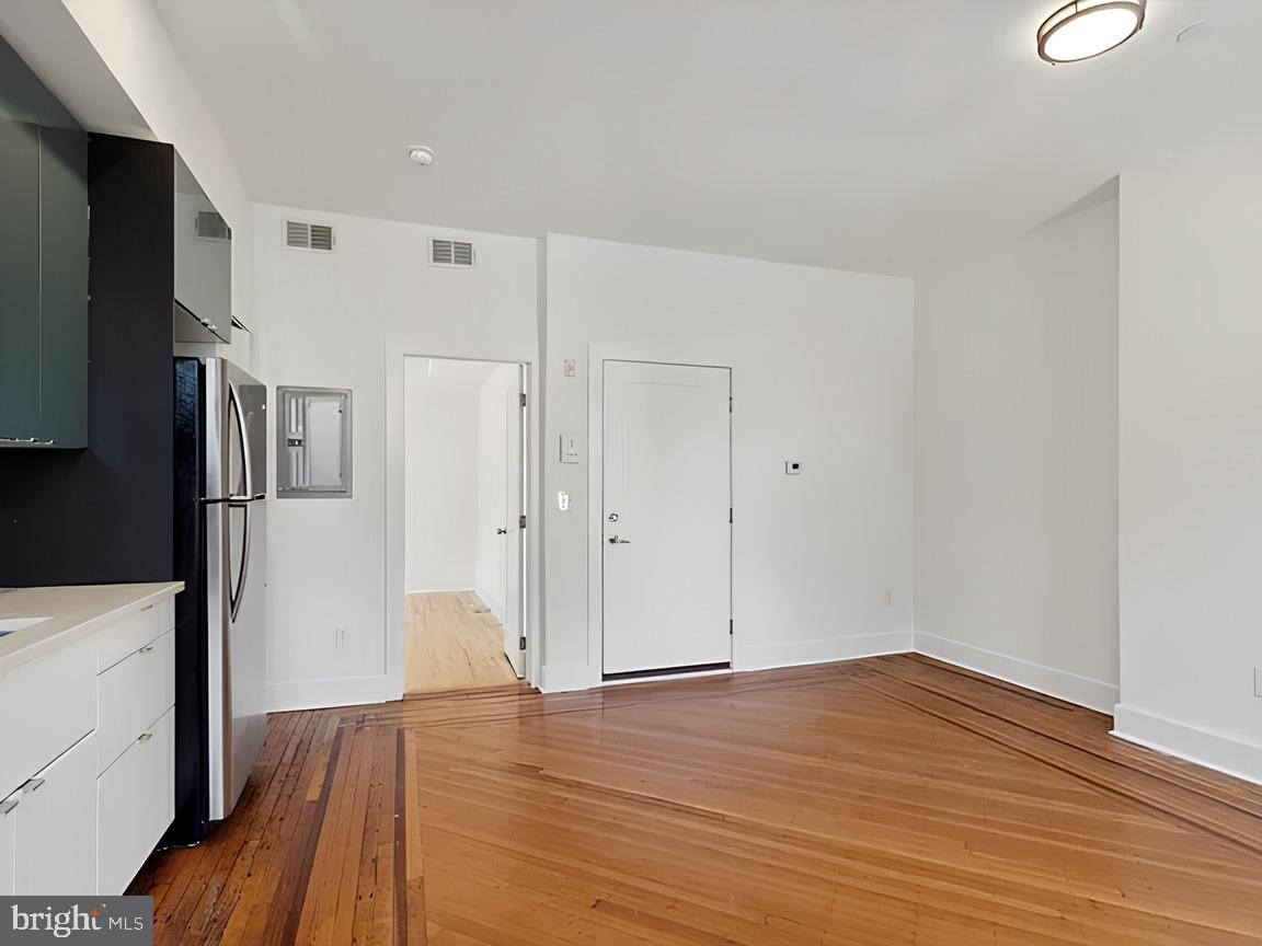 4815 CHESTER AVE #2A