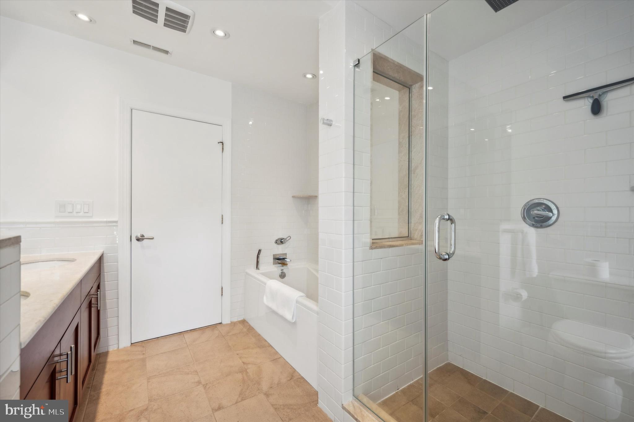 2012 Spring Garden St #Ph