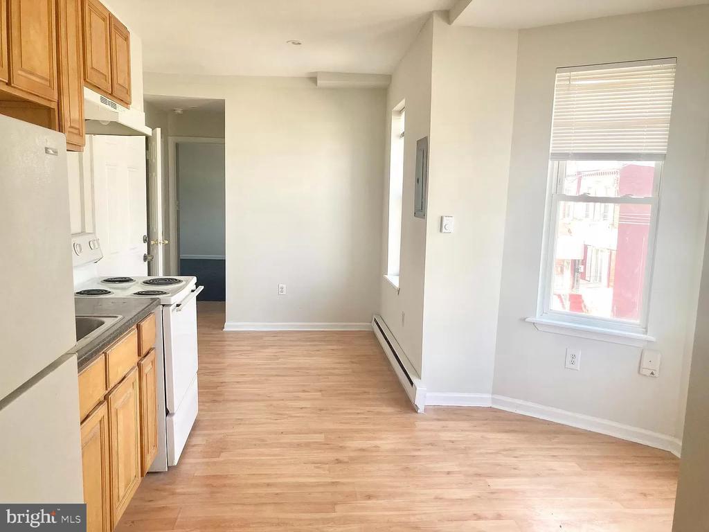 1522 W DAUPHIN ST #1