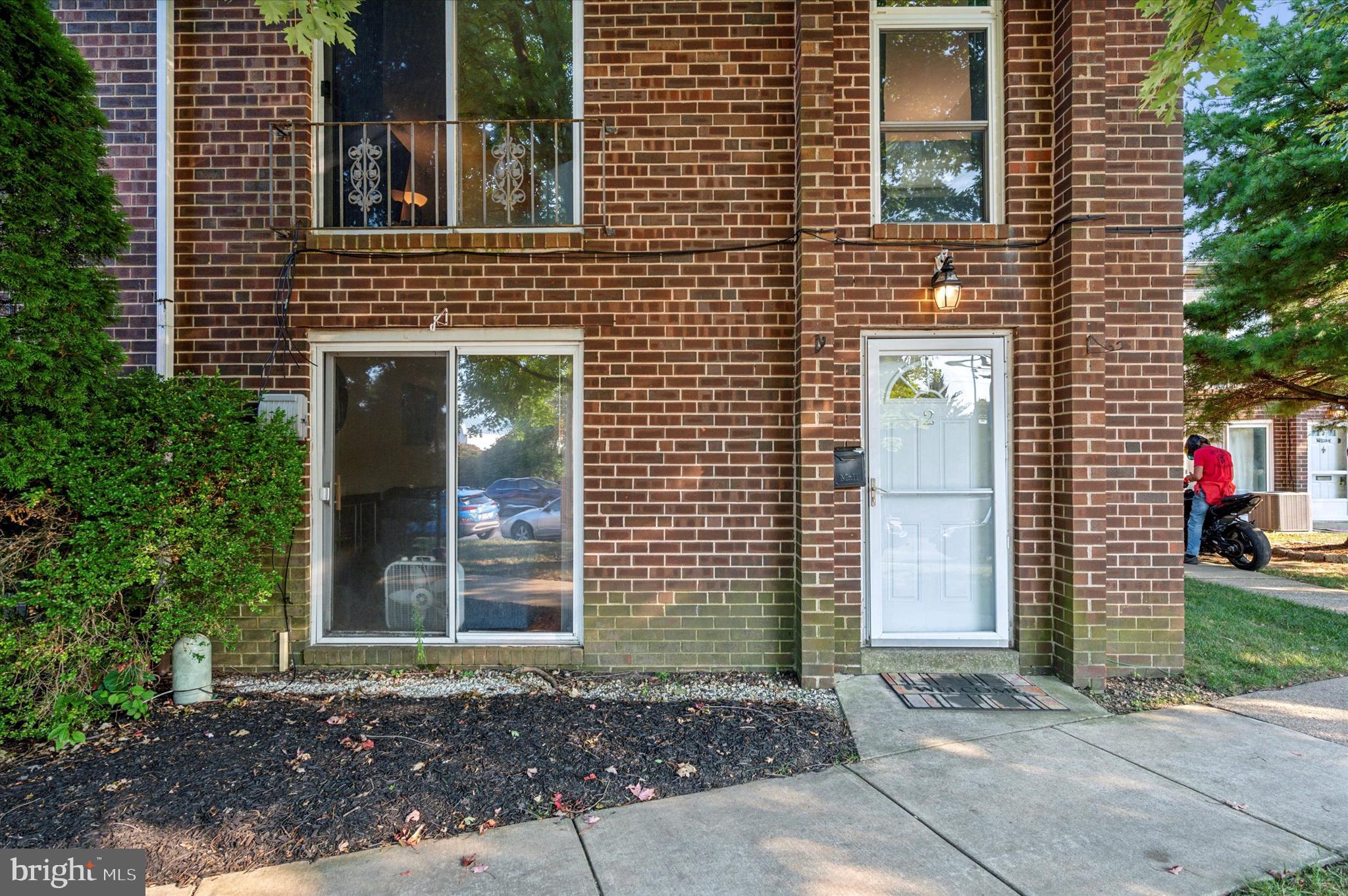 9001 Ridge ##2