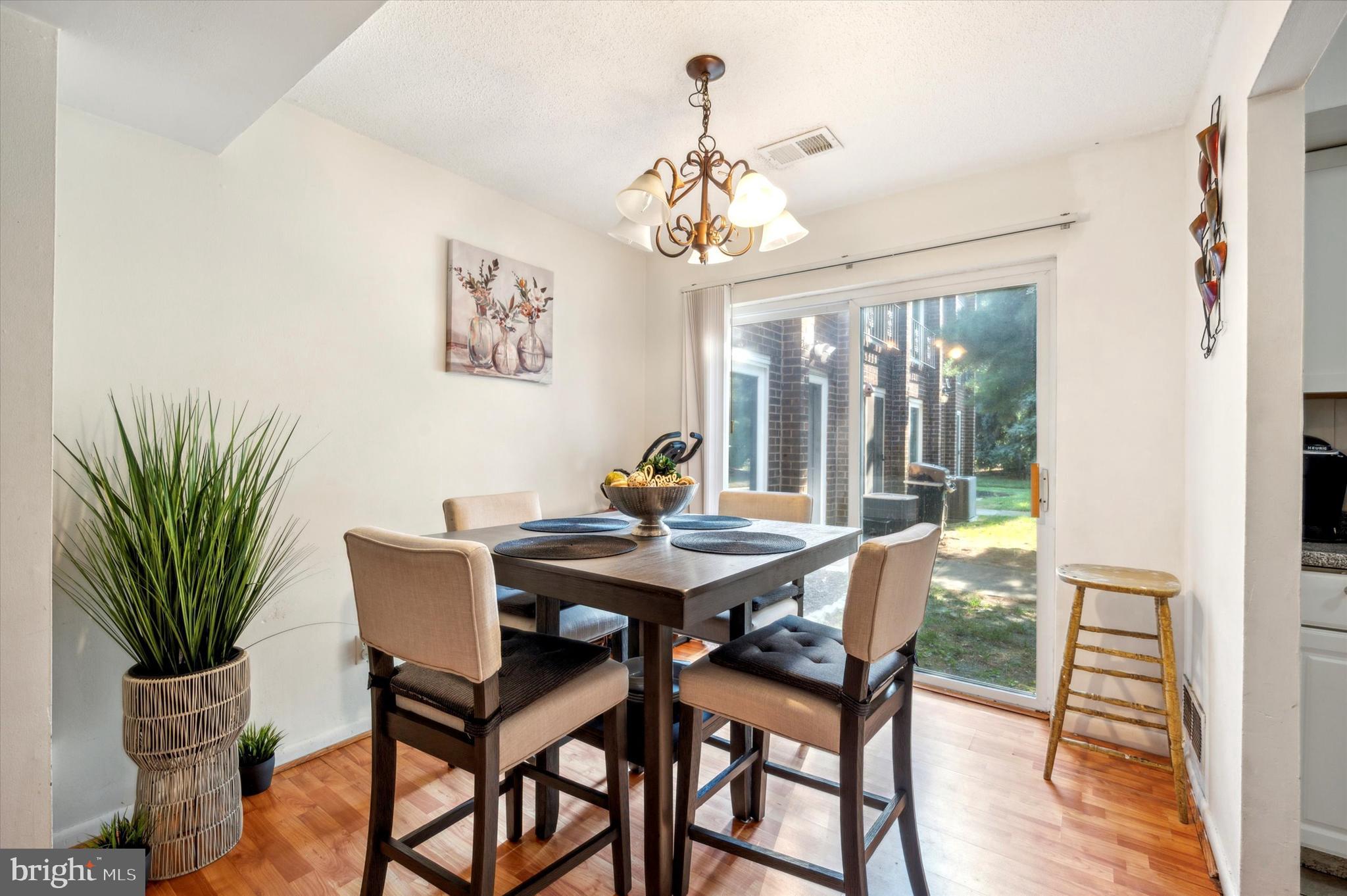 9001 Ridge ##2