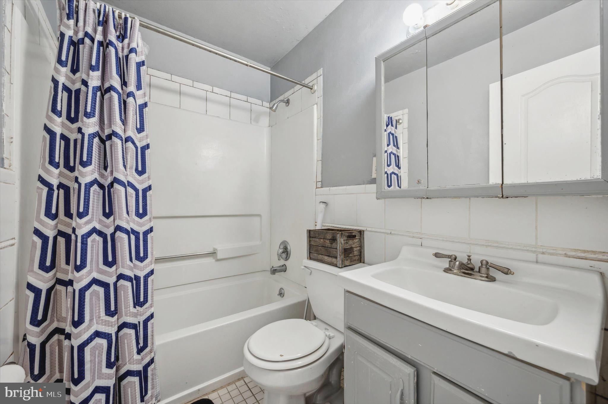 9001 Ridge ##2