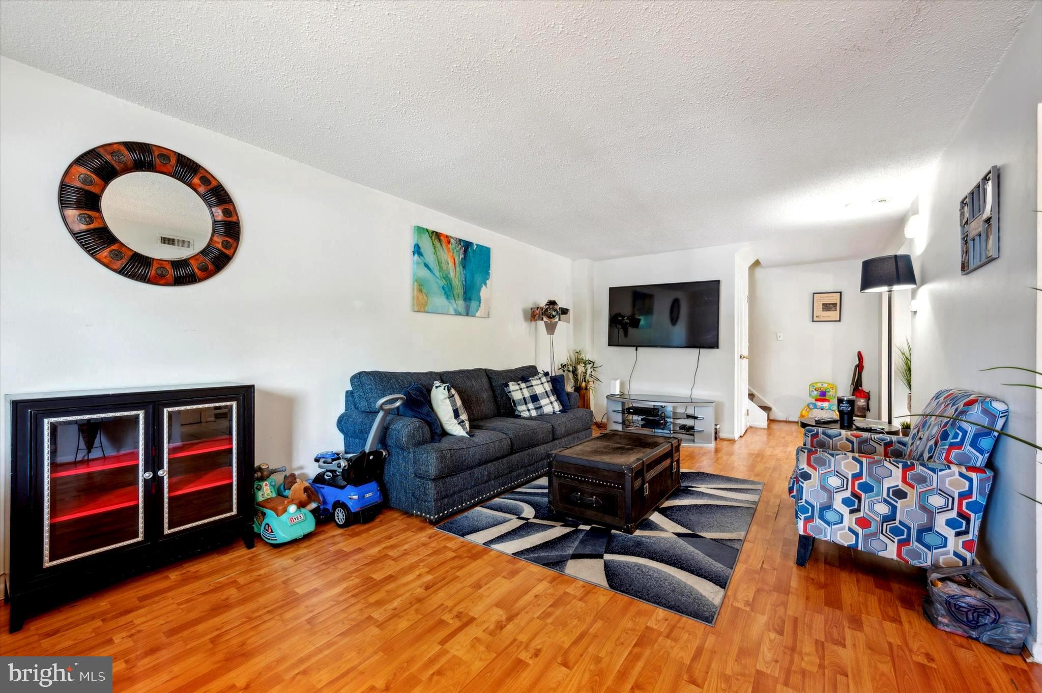 9001 Ridge ##2
