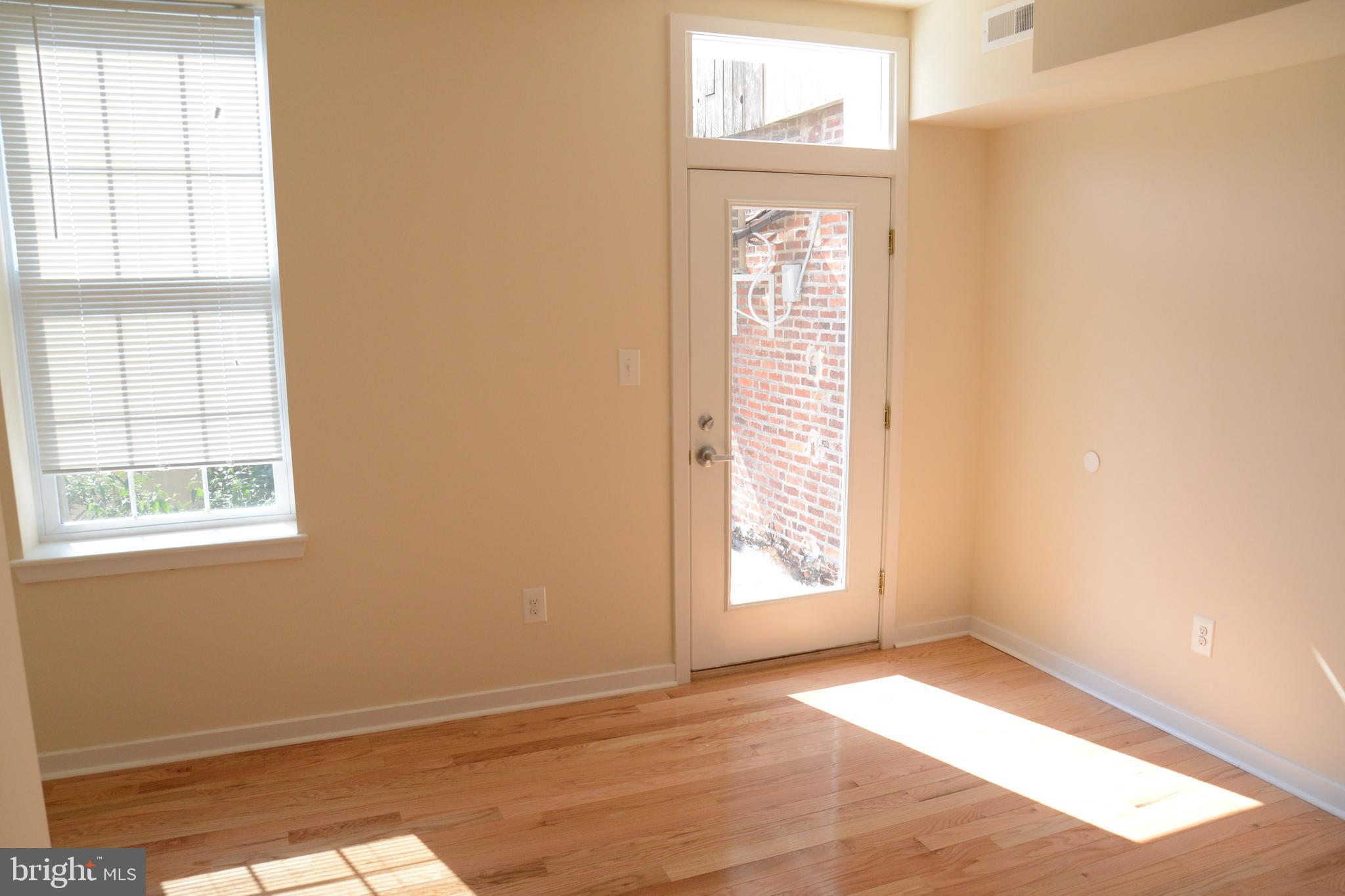 520 S 4th St