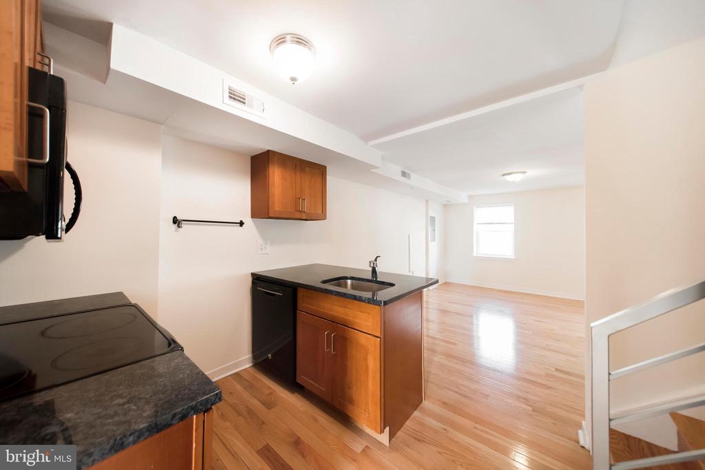 520 S 4th St