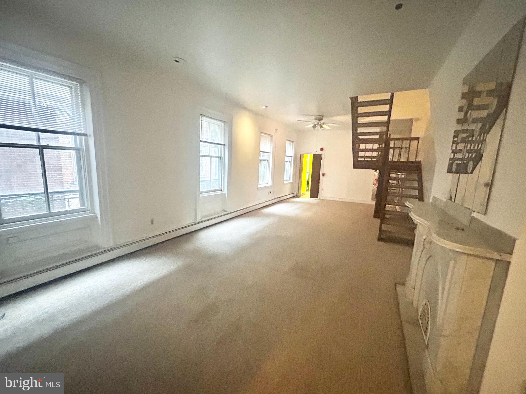 2020 SPRING GARDEN ST #1R