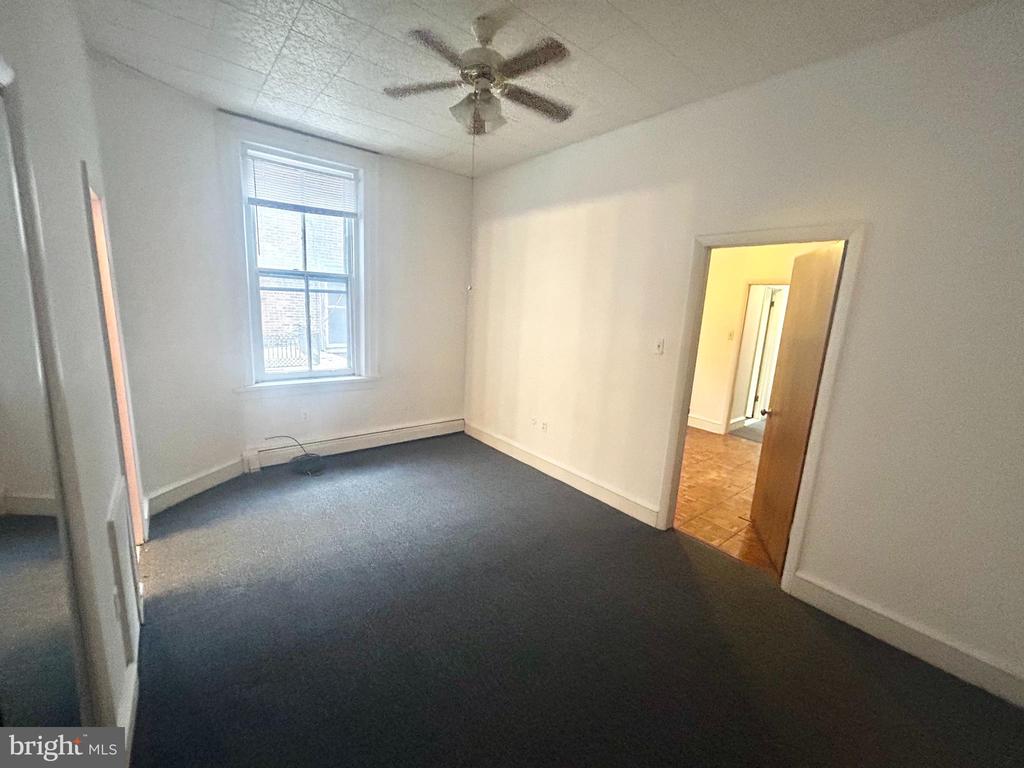 2020 SPRING GARDEN ST #1R