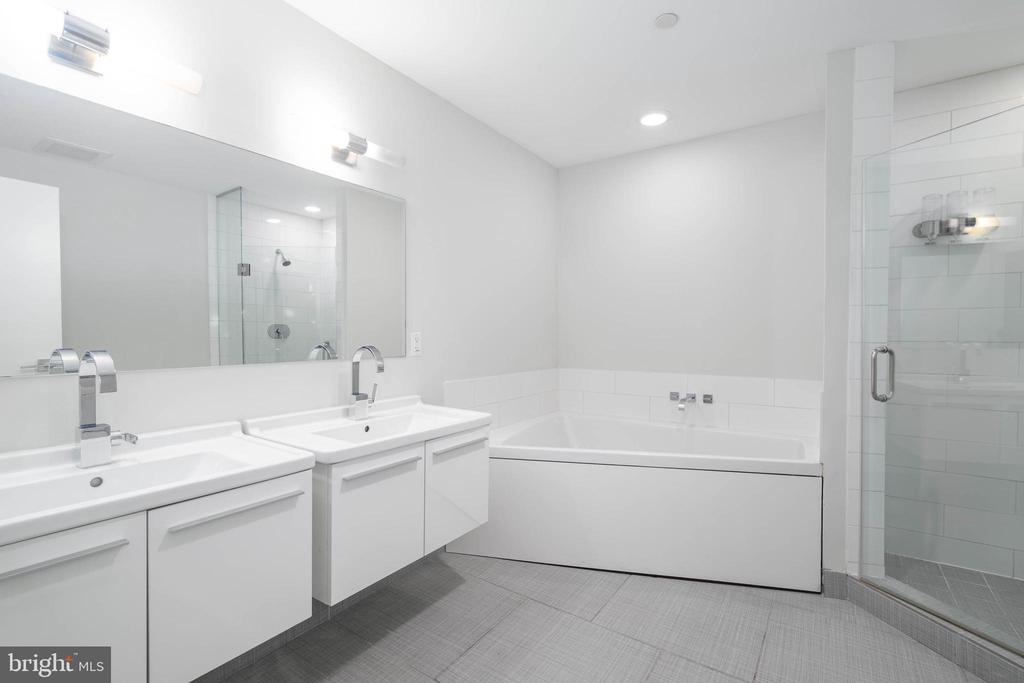 122-30 New St #2b