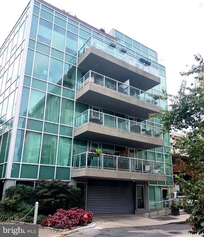 122-30 New St #2b