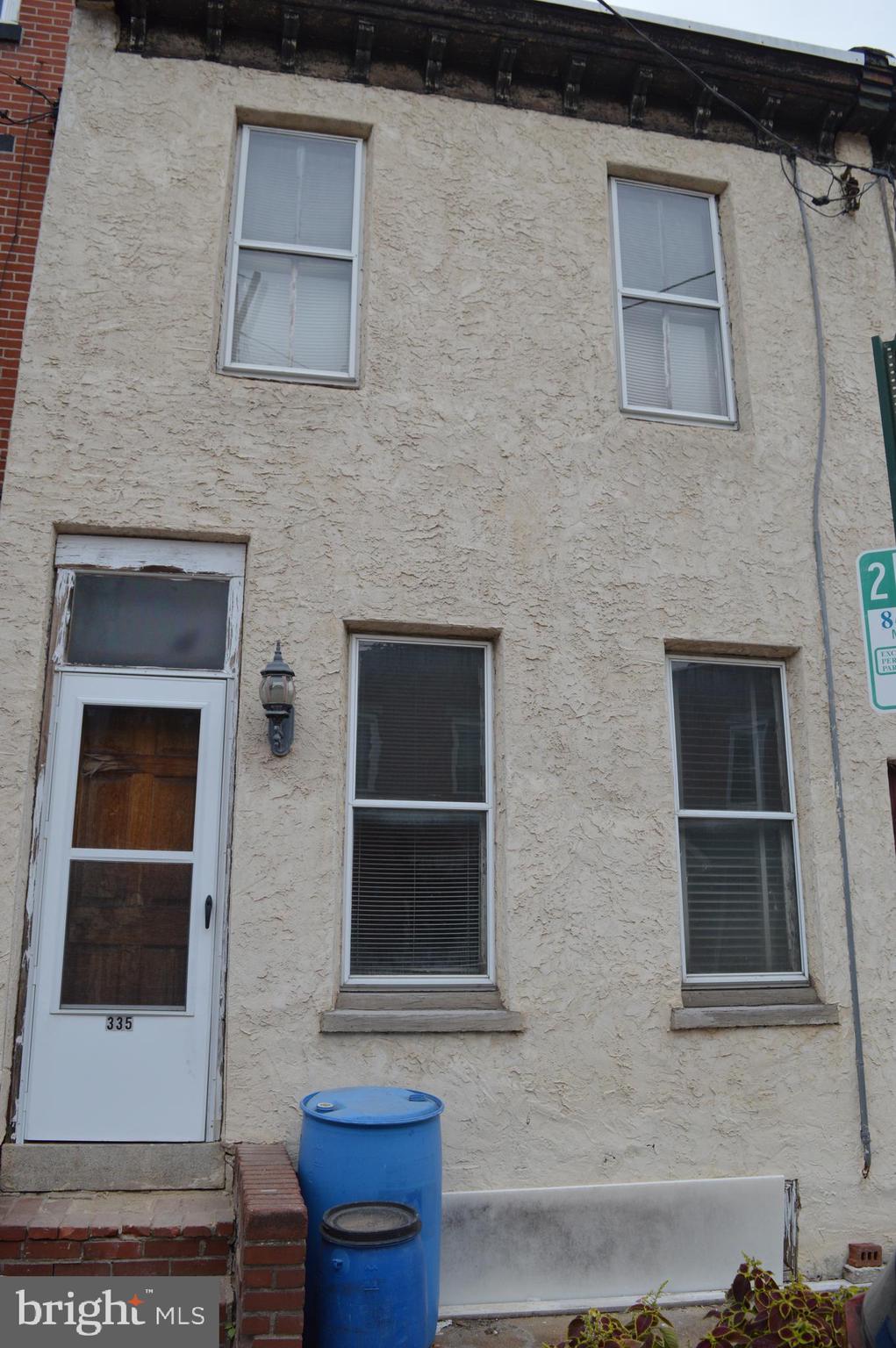 335 N Wiota St