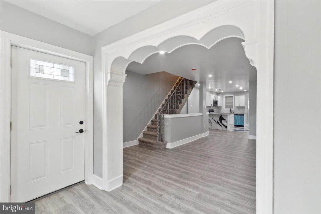 6107 Harley Ave