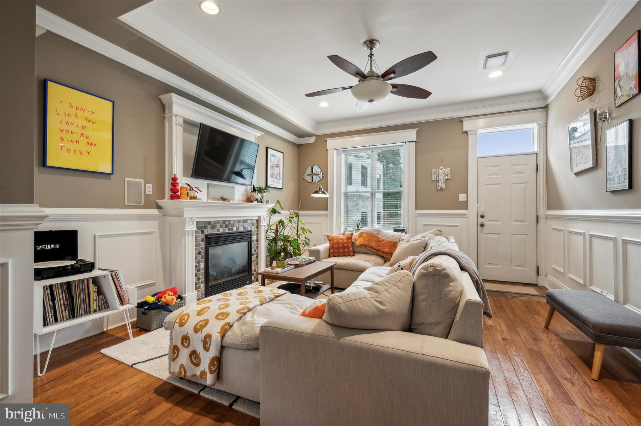 189 KALOS ST