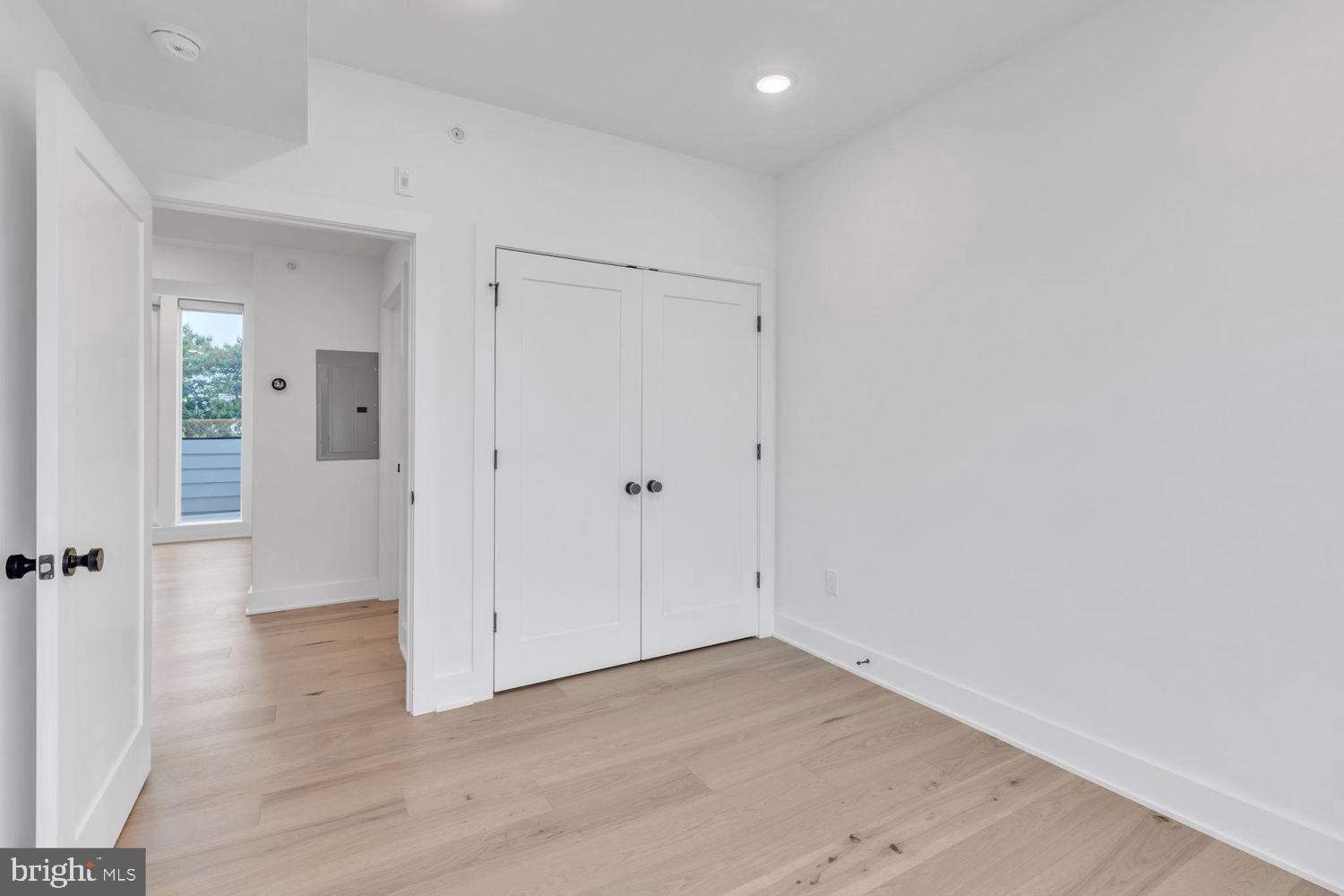 1723 FRANCIS ST #4F