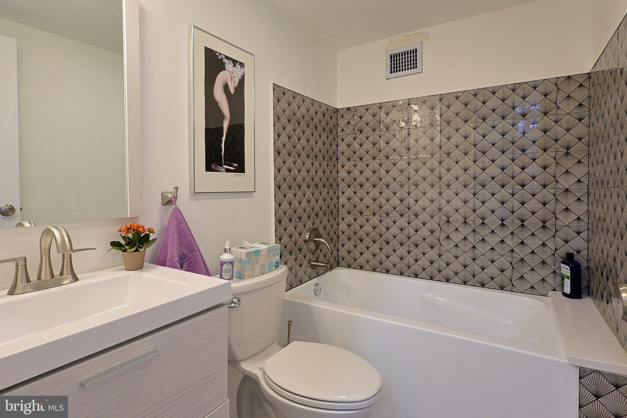 118 S 21st Street S #1122-23
