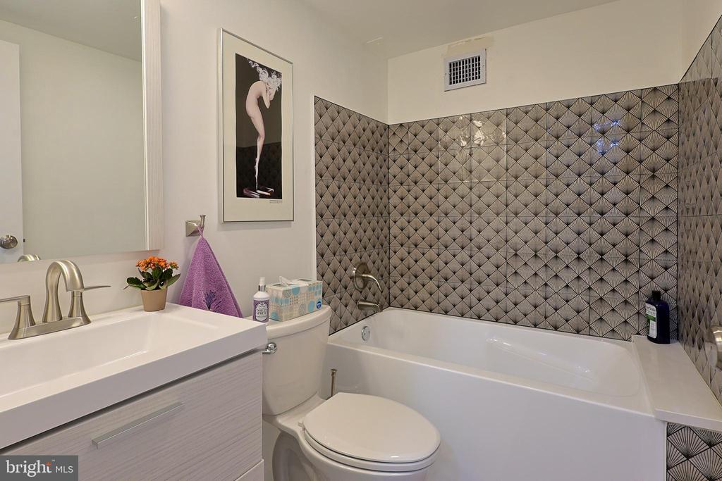 118 S 21st Street S #1122-23