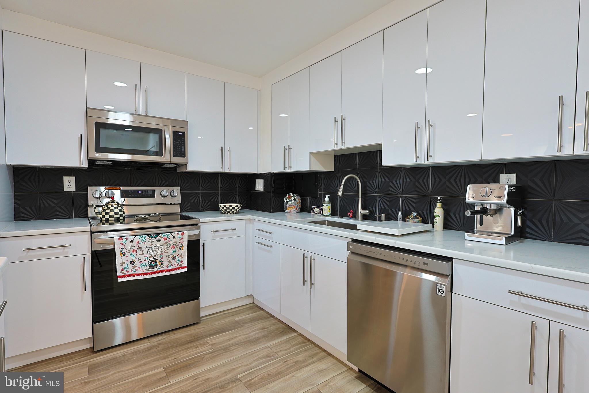 118 S 21st Street S #1122-23