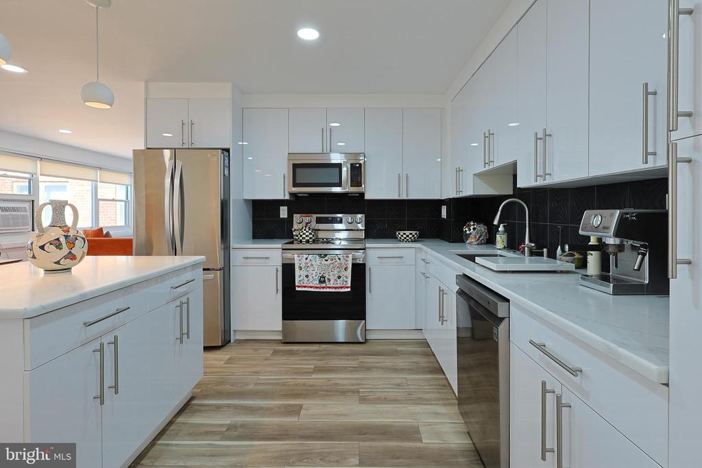 118 S 21st Street S #1122-23