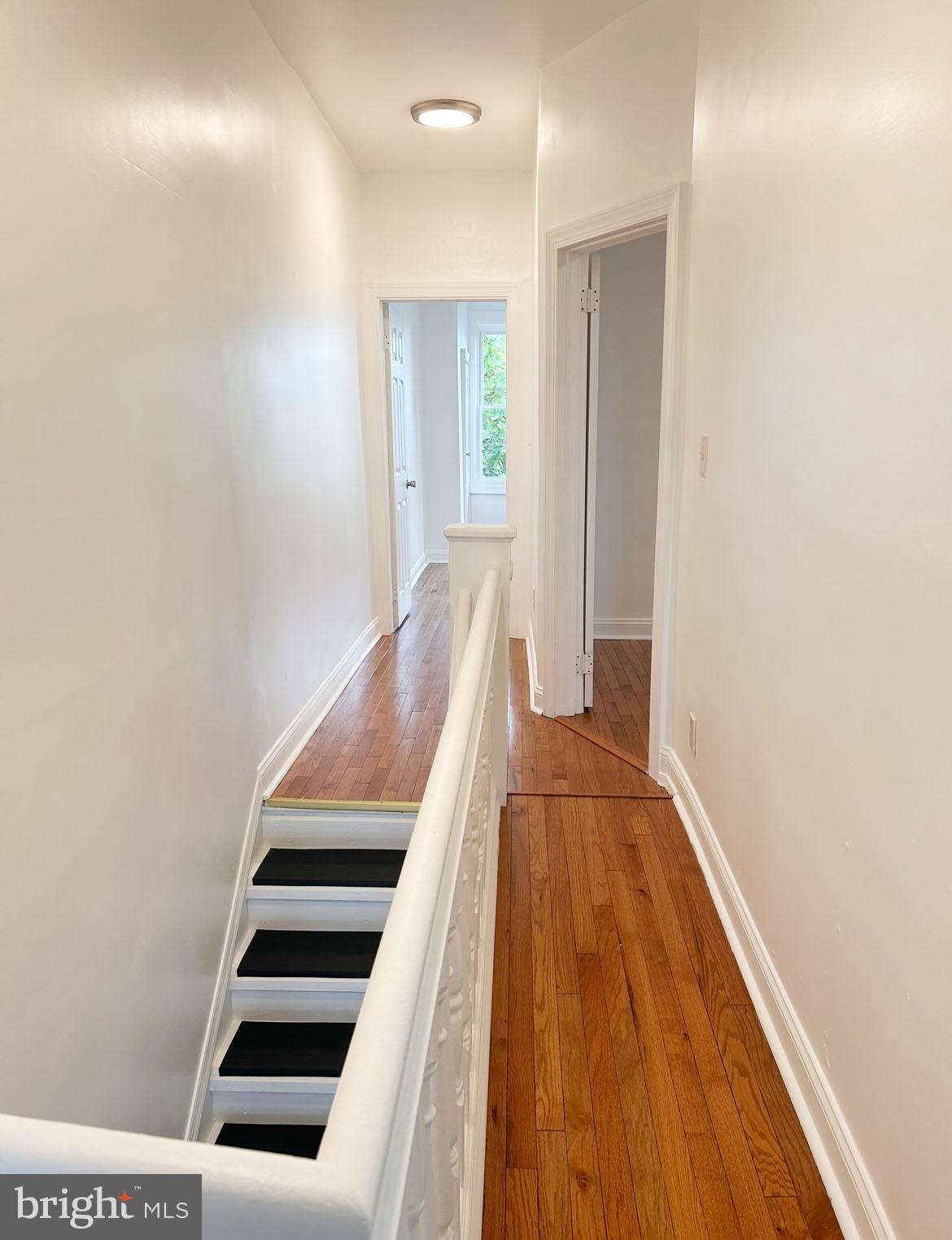 1366 NARRAGANSETT ST