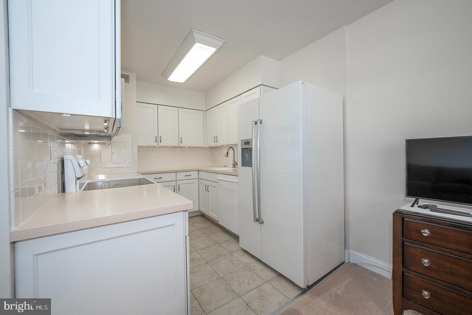 1900-34 John F Kennedy Blvd #805-807