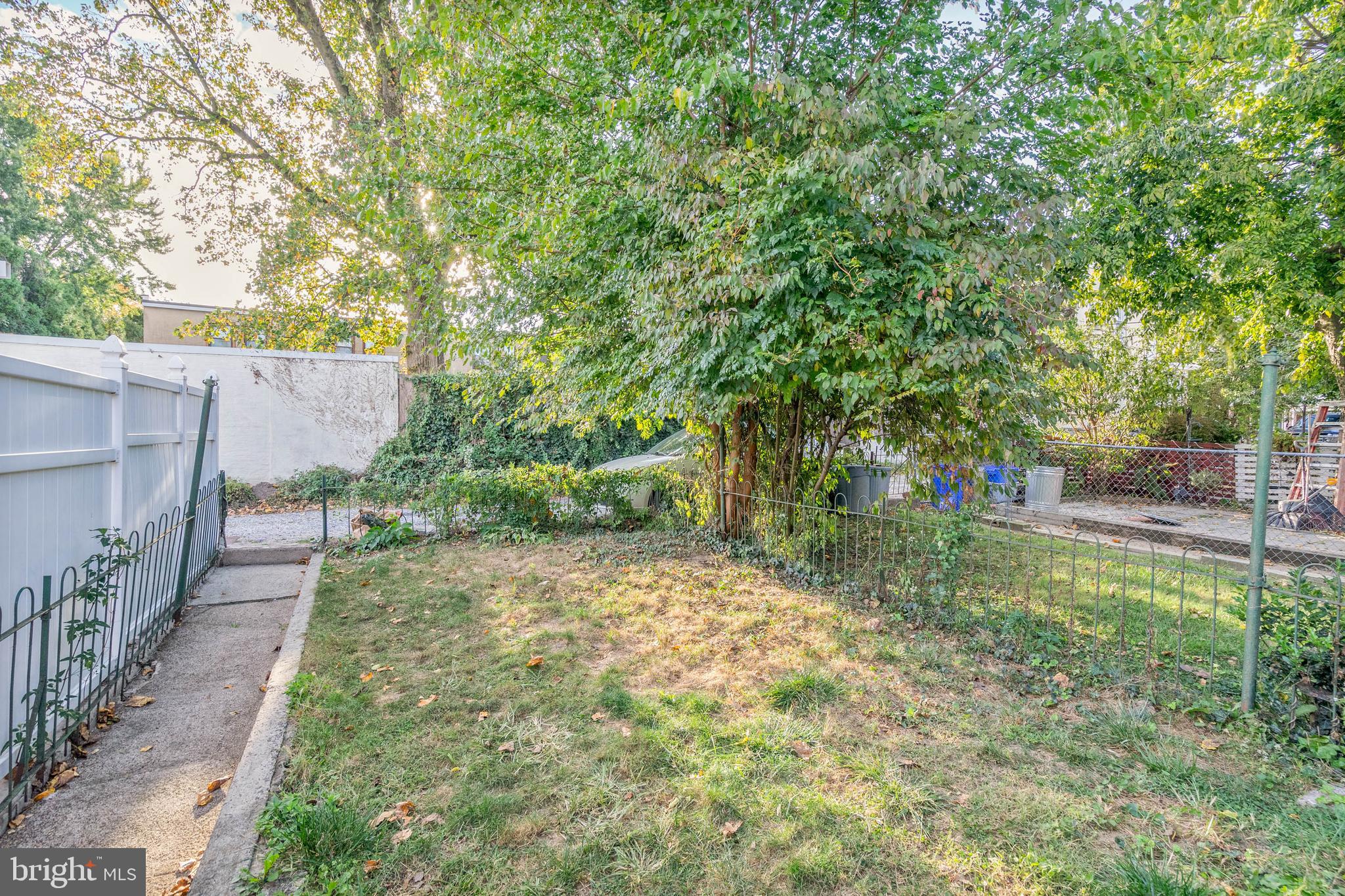 5878 Henry Ave