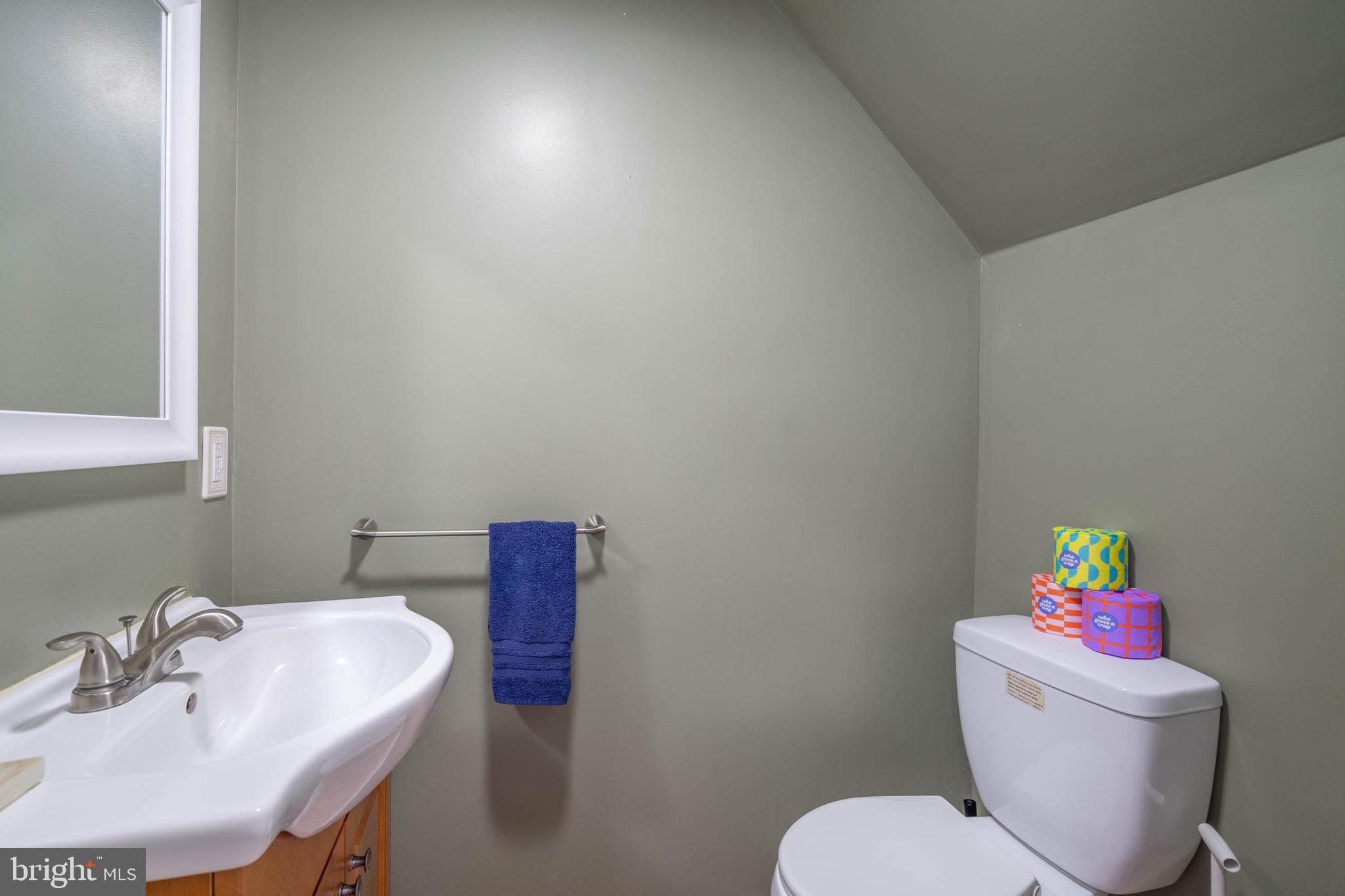5878 Henry Ave