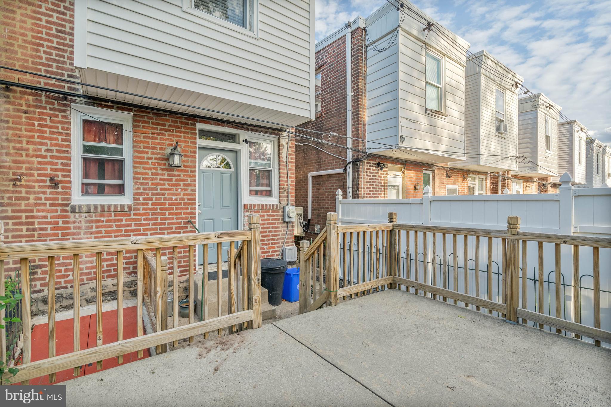 5878 Henry Ave