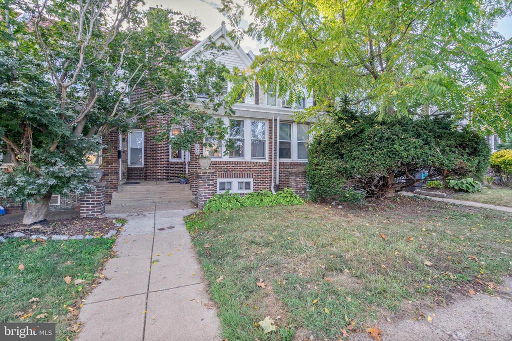5878 Henry Ave