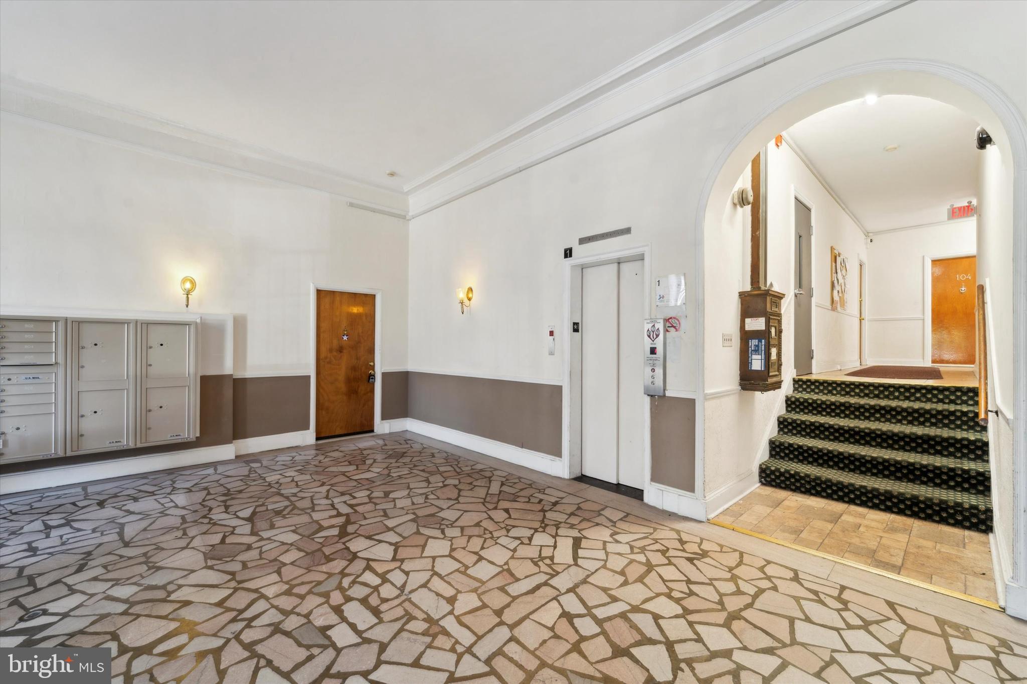 400-14 W Hortter St #704