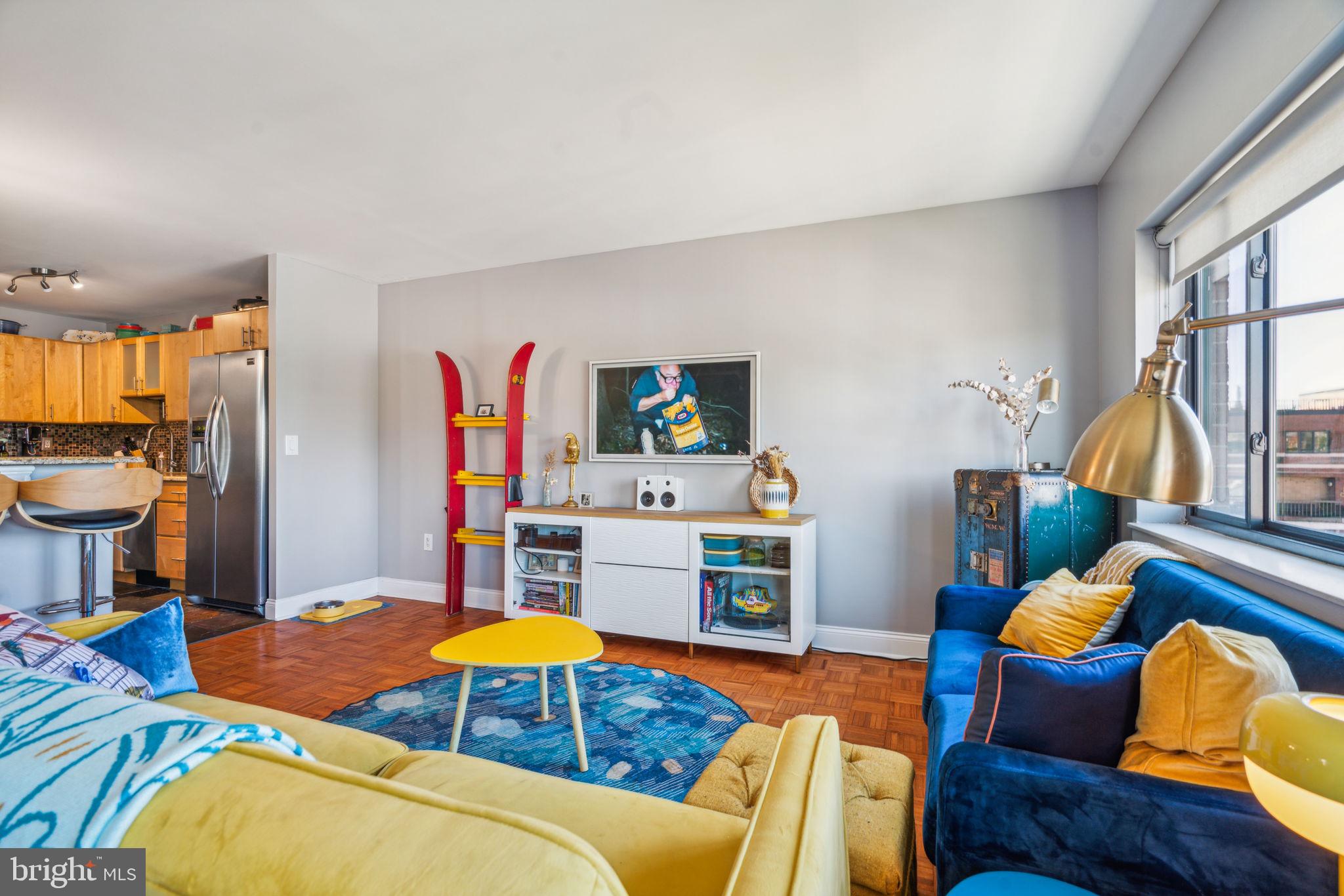 200-10 Lombard St #805