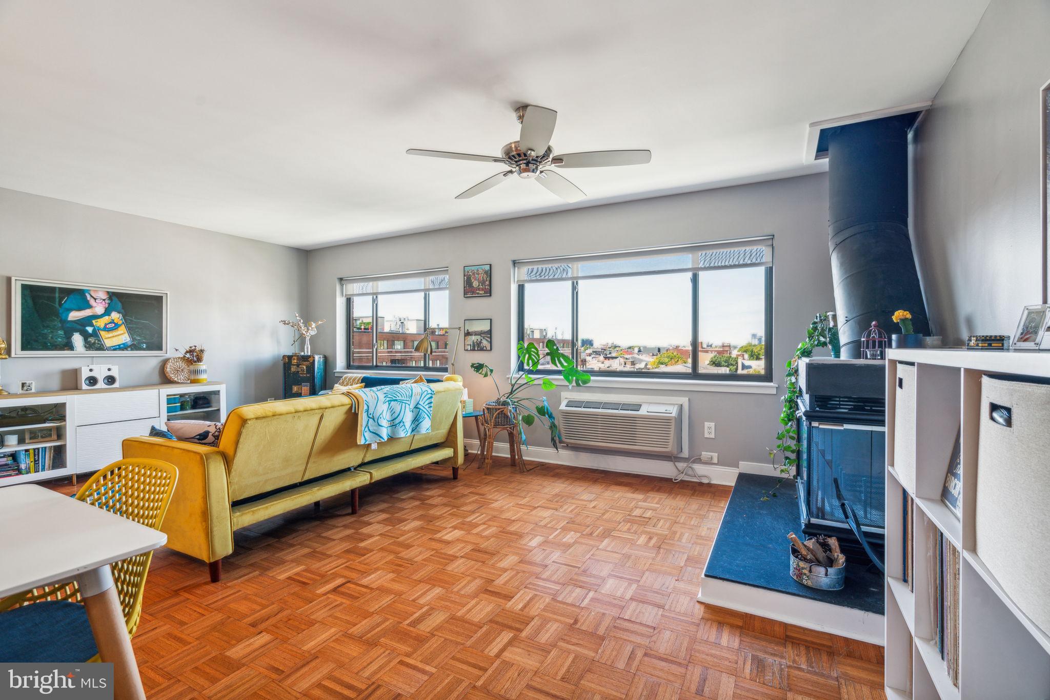 200-10 Lombard St #805