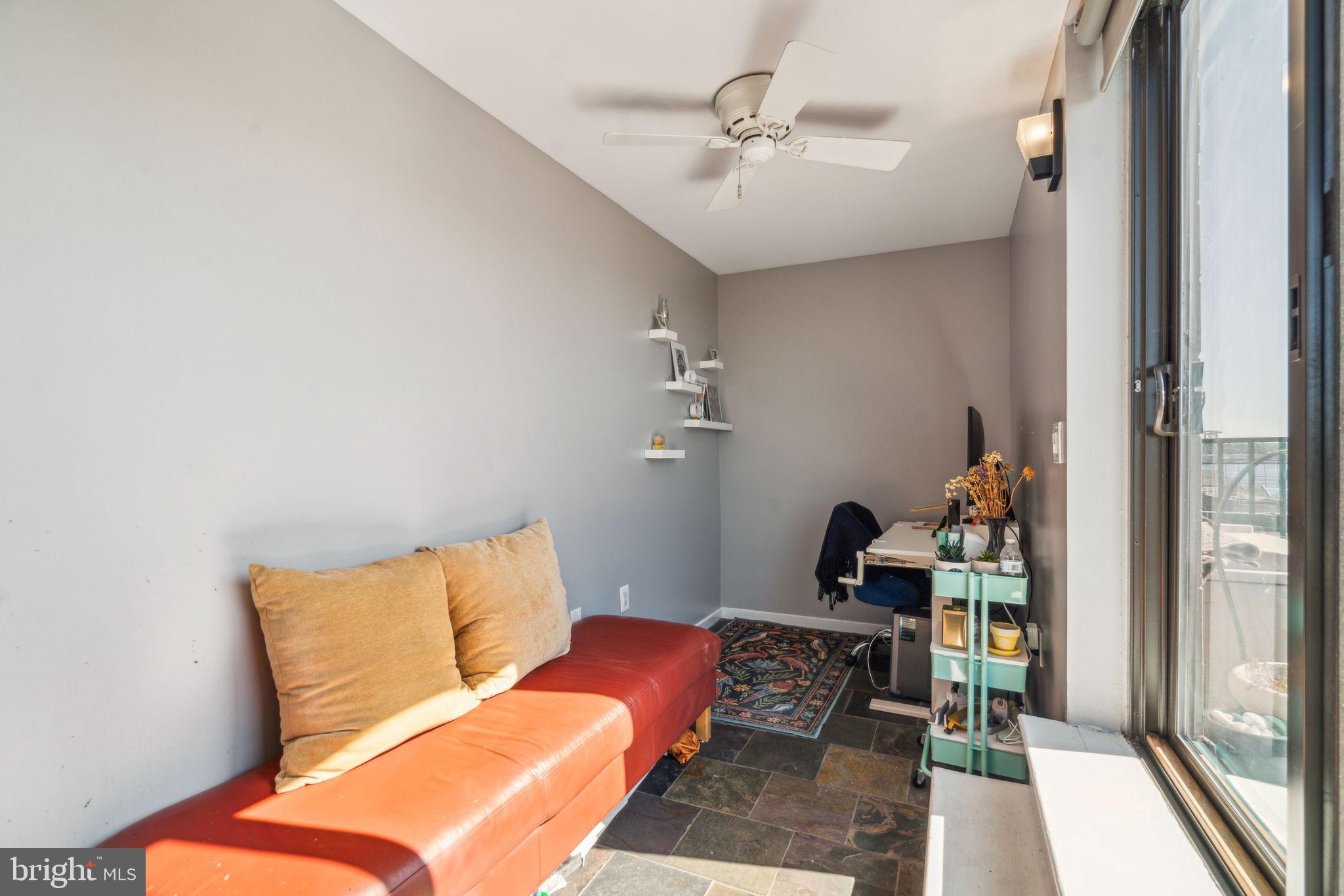 200-10 Lombard St #805