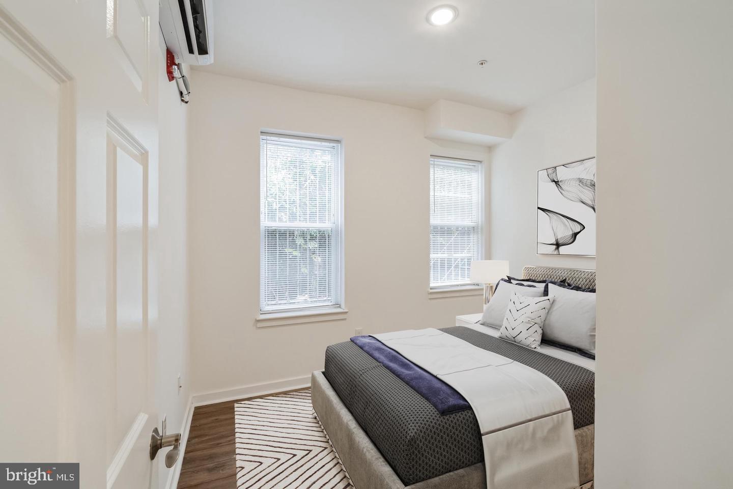 407 S 42ND ST #1F